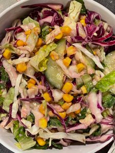 Salad with greens and corn